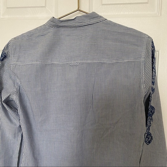 Abercrombie & Fitch shirt top poplin long sleeve half button embroidered sleeve - Picture 7 of 7